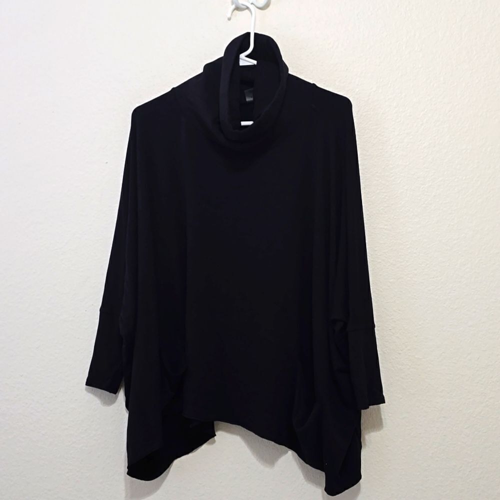 Jofit black turtleneck poncho long sleeve top size Medium/large